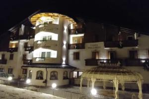 Hotel Belvedere & Paradise Club Center, Fai della Paganella