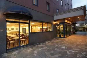 Fukuoka Floral Inn Nishinakasu, Fukuoka