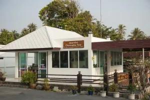 Chonnapha Resort, Khanom