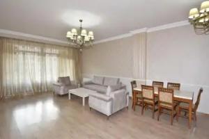 Northern Avenue, 2 bedrooms Unique, Luxury apartment with Special Open balcony HH567, Yerevan