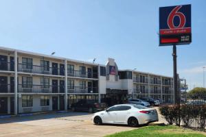 Studio 6 Houston, TX – Medical Center NRG Stadium, Houston