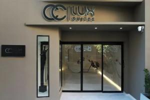 CCLUX Suites-Port Hub & Express Check-in, Piraeus