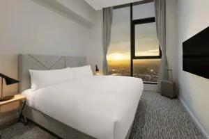 Meriton Suites Surfers Paradise, Gold Coast