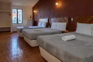 Capital O Hotel Rolovi Cancun, Cancun