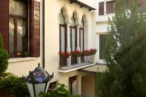Palazzo Paruta & Wellness Apartments, Venice