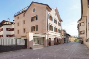 Goldengel Suiten im Herzen von Kaltern Apartments, Sant'Antonio