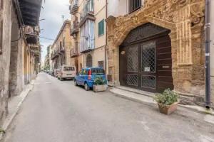 Alabardieri Apartments by Wonderful Italy, Palermo