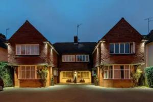 Martel Guest House, London