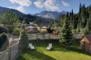 Namaste Shalle 2000M, Almaty