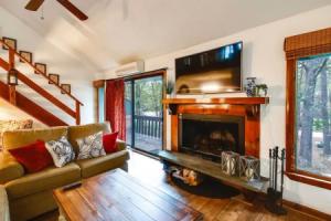 North Conway Condo < 3 Mi to Slopes & Echo Lake Apartments, North Conway