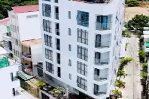 Ten Dollars Hotel, Nha Trang