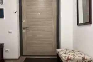 Apartments on Akademika Landau street 49, Ekaterinburg