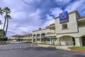 Motel 6-Carlsbad, CA Beach, Carlsbad