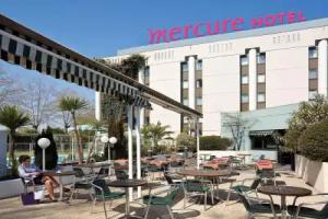 Mercure Pau Palais Sports, Pau