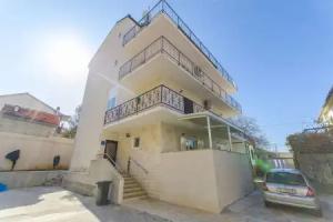 Apartments and Rooms Iva, Trogir