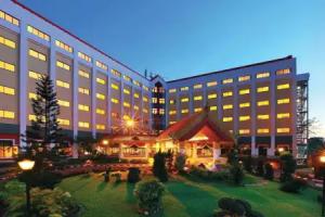 Summit Parkview Yangon, Yangon