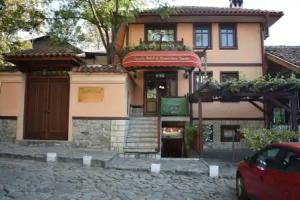 Family Hotel at Renaissance Square, Plovdiv