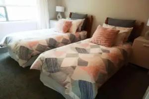 Downtown Retreat with Super-Fast WiFi Hotel, Whakatane