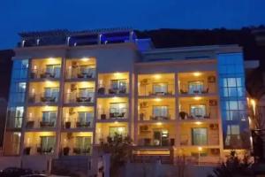 Apartments and rooms Grand Palazzo, Budva