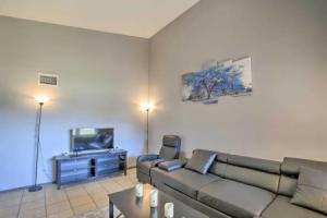 San Antonio Abode w/ Yard: 17 Mi to Downtown! Apartments, San Antonio