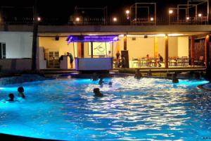 INFINITY Beach Club - Hostel, Baan Tai