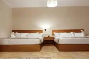 Antique Pyramids Inn, Giza