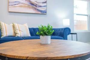 Spacious Delightful 4 BR/ 3 BA Close to Downtown Apartments, San Antonio