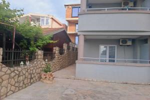 Mahara Doo Apartments, Dobra-Voda