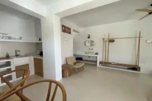 Ios Alcyon Blue Suites, Mylopotas