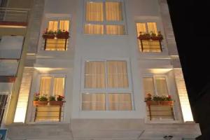 Deka Evleri Apartments, Izmir
