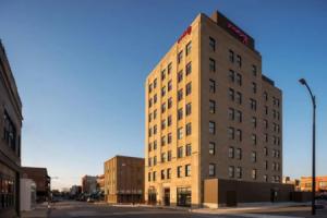 Moxy Downtown Hotel, Springfield