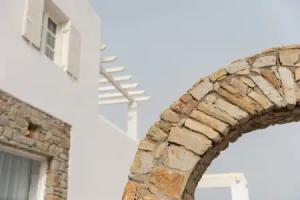 Cova Mykonos Suites, Elia