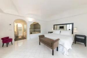 Hotel Mamela, Capri Village