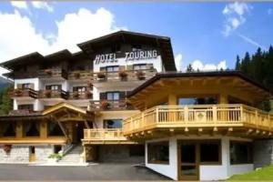 Touring, Madonna di Campiglio