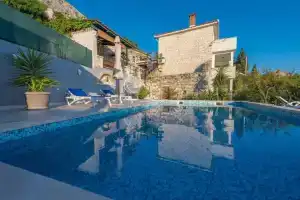 Villa Divna, Drasnice