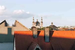 DAS v EVERT Hotel - am Congress Centrum Würzburg, Wurzburg