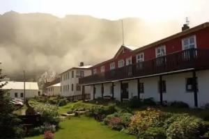 Hótel Djúpavík, Holmavik