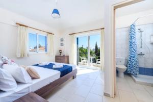 Villa Odysseus, Protaras
