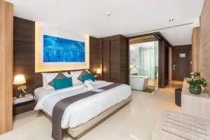 Kudo Hotel & Beach Club (Adults Only), Patong