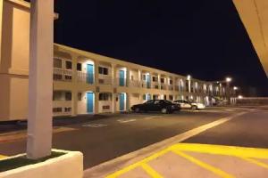 Anaheim Executive Inn & Suites, Anaheim
