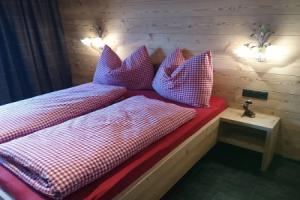 Chalet in Fugen Near Spieljoch Ski Lift, Fuegen