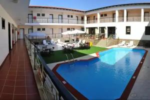 Sun Hotel, Polykhrono