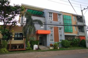 100 House Hotel, Nakhon Ratchasima City
