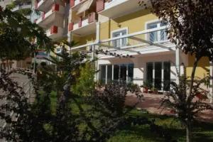 Sunrise Luxury Apartments, Sarande