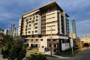 Peninsular GoldCoast Hotel, Gold Coast