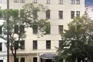 Hotel Lunik, Prague