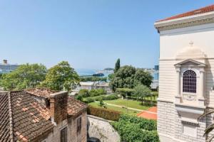Central Station Art Apartment, Split