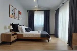 Professionally Maintained Spacious New Suites 3, Lara