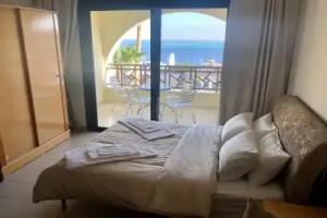 Stunning sea View Studio The View Waterside, Hurghada