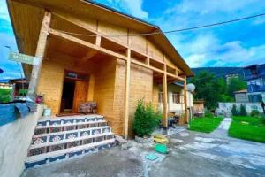 Mziuri Guest House, Mestia